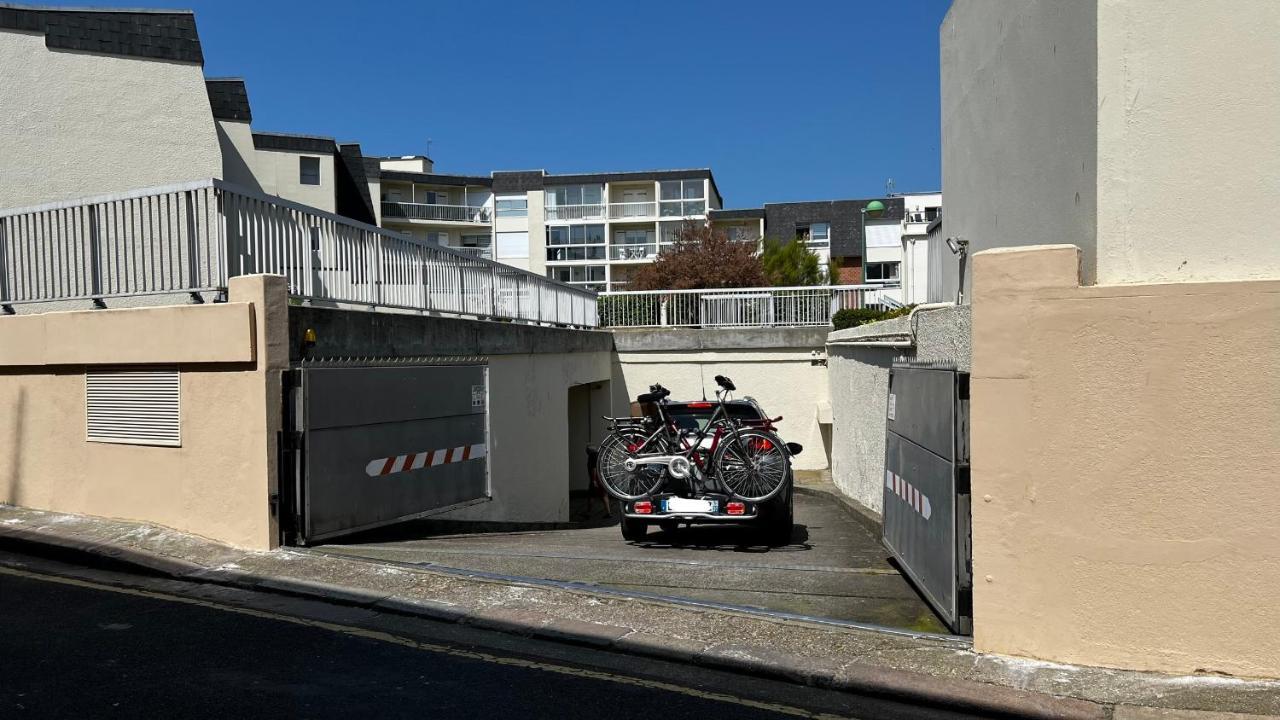 Le Maritime, Front De Mer Et Parking Sous-Terrain Fecamp Exterior photo